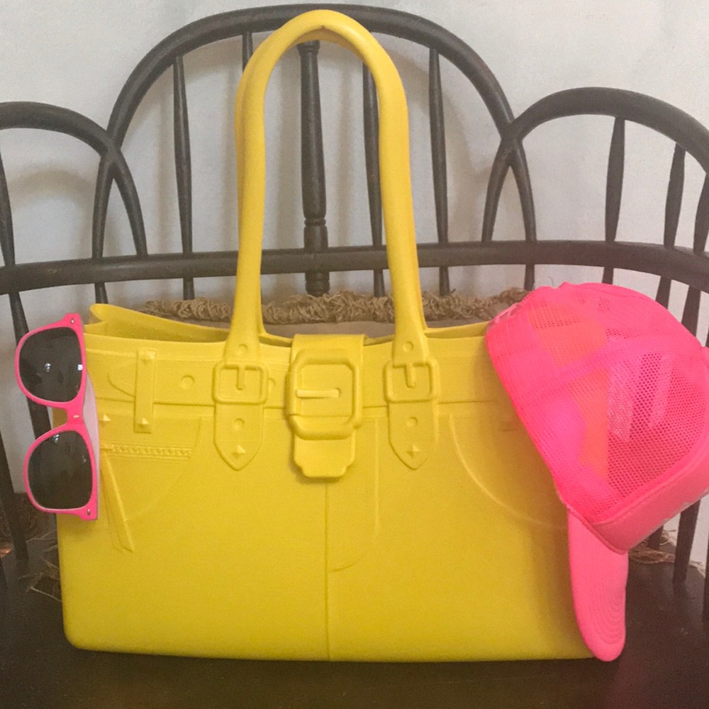 COPY - BEACH TOTE! ! ! TOTALLY UNIQUE!